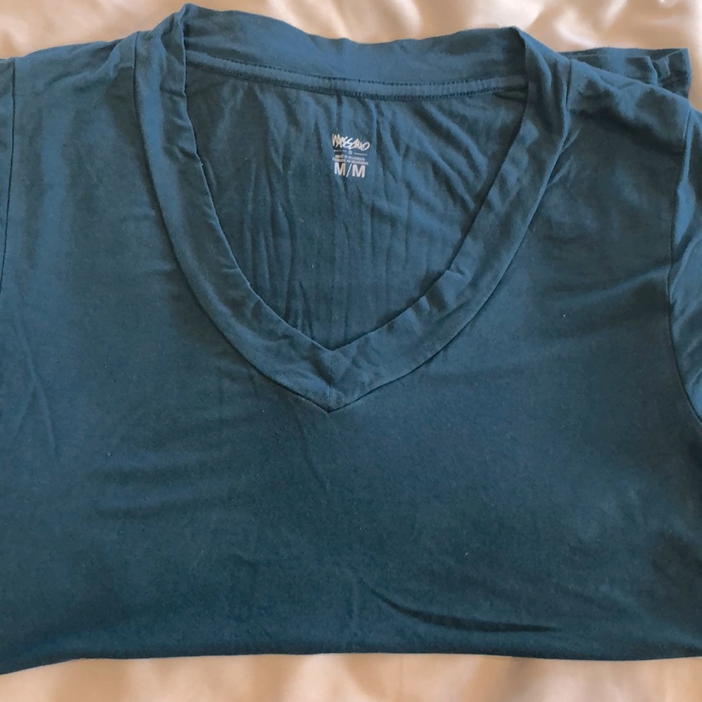 Mossimo t-shirt